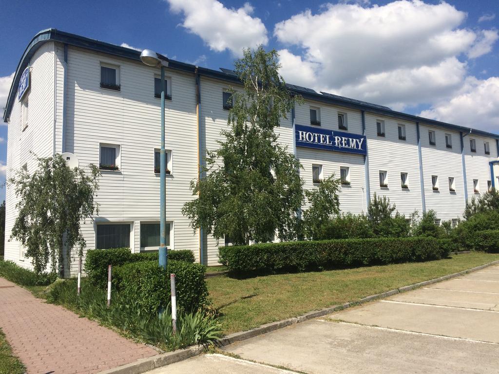 Hotel Remy Bratislava Exterior photo